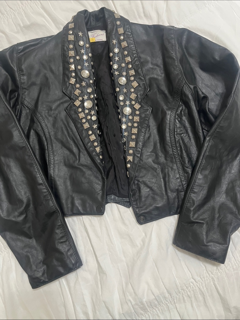 VINTAGE 80s LEATHER JACKET